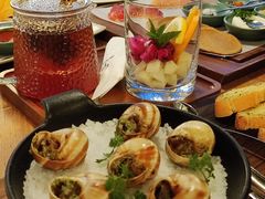 蜗牛配蒜香面包-EN SPACE恩空间