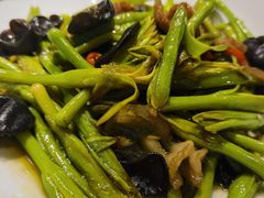 -梁家大院•农家菜(昆山会展中心店)