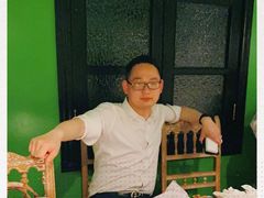 -沪小胖小龙虾(淮海中路旗舰店)