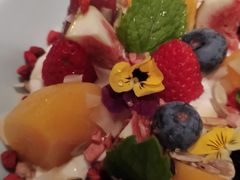 酸奶鲜果沙拉-阿妮叶李(光谷世界城店)