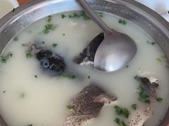 -美顺香食府鱼头老店(雪野湖店)