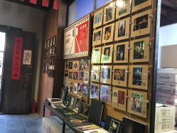 店内环境-城南旧影 旗袍全家福摄影写真体验馆