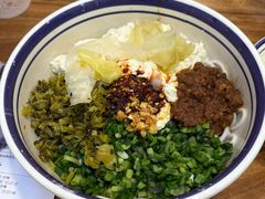 -云阿蛮云南生烫牛肉米线(奉贤路店)