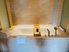 -西双版纳融创皇冠假日度假酒店