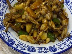 -江城燕子大排档(江汉路步行街店)