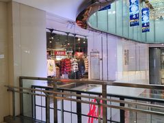 -H&M(鹏欣水游城店)