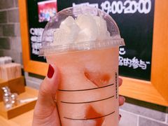 恋恋桃桃星冰乐-星巴克(广州动漫星城东区店)