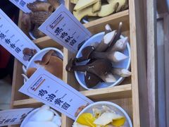 -阿婆情腊排骨火锅(金虹路店)