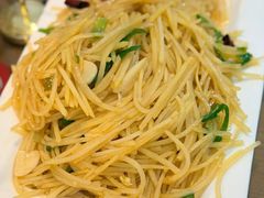 -鲁南仔·滕州炒鸡(经三路店)