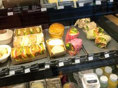 -星巴克(广州南站A18检票口楼上)