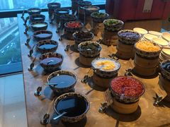 自助调料区-龙之梦万丽酒店青餐厅