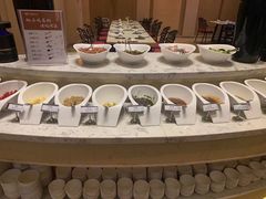 自助调料区-海南椰子鸡餐厅(三亚湾红树林店)