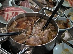 -金滏山烤肉·海鲜·火锅自助餐厅(襄阳万达店)