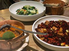 土豆干红烧肉-小大董·烤鸭(凤凰汇店)