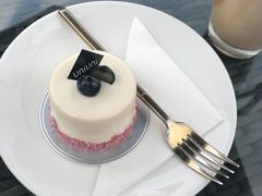 -UNI UNI(环亚凯瑟琳店)