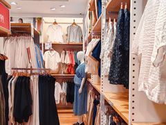 -优衣库(上海虹口龙之梦店)