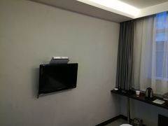 -如家云上四季连锁酒店(昆明东风广场地铁站店)