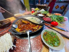 -赵美丽·重庆社区火锅·直营店(火车东站·中豪国际店)