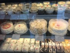 -红宝石·鲜奶小方·海派西点房(南丹店)