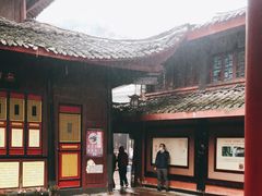 -峨眉山报国寺
