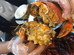 香辣膏蟹-三妹小龙虾·黄油蟹(华侨城总店)