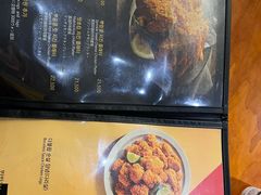 -BHC炸鸡(明洞总店)