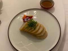 香煎鹅肝酱藕饼-醉辉皇上海之巅(上海中心大厦店)