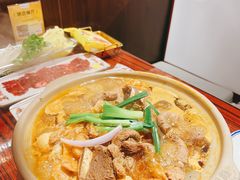 -沙胆彪炭炉牛杂煲(上海日月光广场店)