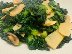 口蘑鲜笋乌塌菜-扬州香格里拉·香宫中餐厅