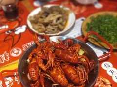-李双猪·小龙虾·烧烤·羊肉煲(乐山店)