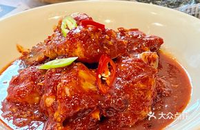 Herb-Style Spicy Crab with Fish Roe Rice