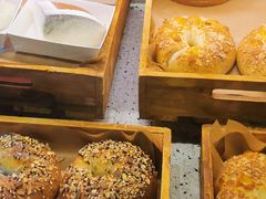 -巴黎贝甜(大宁国际商业广场店)