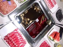 -海底捞火锅鲜切牛肉主题店(长寿路店)