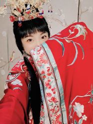 -汉仪华裳汉服馆(打浦桥店)