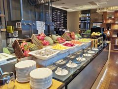 -两咖啡自助餐厅(静安香格里拉酒店)