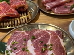 -汉城烤肉·黑金冠(华山路店)