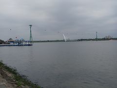 -人民防洪胜利纪念塔