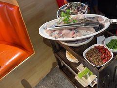 -老船舫·现做活鲜鱼馆(东郊记忆店)