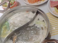 -钱小奴创意自助餐厅·原切谷饲安格斯畅吃(宁波环球银泰城店)