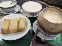 原只椰子炖奶-民信老铺(华盖路店)