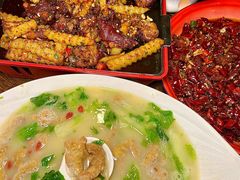 -老鼎万春卤菜(五代传承创始老店)