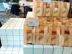 -Dough&Joe团憩(瑞虹天地月亮湾店)