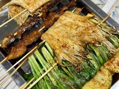 -粉八·云南米线·建水烧烤(常熟路店)