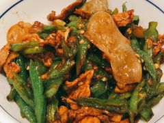 黑猪肉辣椒炒肉-洞庭米湘·湖南菜(银河SOHO店)