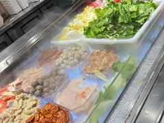 -成都你六姐·牛肉冒菜(上海环宇荟店)