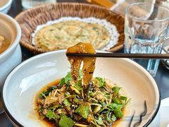 -黔蘑菇四季餐厅(观山湖店)