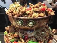 -巴四老城区炭火蛙锅(张江店)