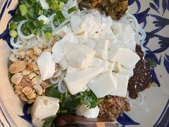 -蜗牛小馆醉乡民谣云南菜(惠新西里店)