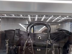 -BALENCIAGA(恒隆广场店)