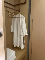 -香港倾城国际·美容美体中心